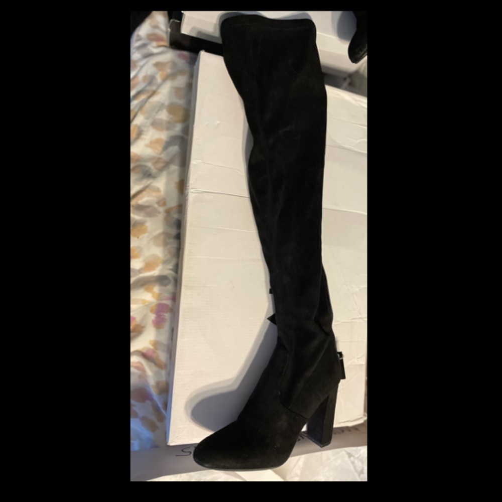 STEVE MADDEN OVER THE KNEE BOOTS
